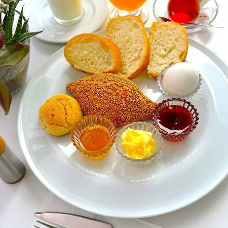 Royal Boutique By Kaya Royal Anex Bulding-no Lift - 24 Coffees And Tea Are Free At The Terrace Restaurant Ξενοδοχείο