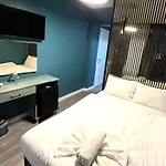 Royal Boutique By Kaya Royal Anex Bulding-no Lift - 24 Coffees And Tea Are Free At The Terrace Restaurant Istanbul