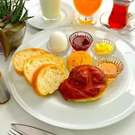 Royal Boutique By Kaya Royal Anex Bulding-no Lift - 24 Coffees And Tea Are Free At The Terrace Restaurant Istanbul