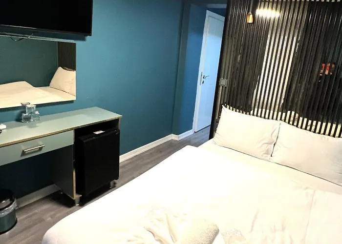 Royal Boutique By Kaya Royal Anex Bulding-no Lift - 24 Coffees And Tea Are Free At The Terrace Restaurant Istanbul