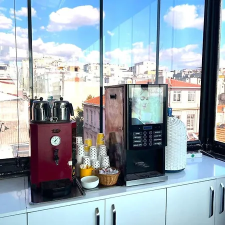 Hotel Royal Boutique By Kaya Royal Anex Bulding-no Lift - 24 Coffees And Tea Are Free At The Terrace Restaurant Estambul